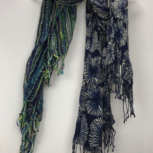 Scarfs ! ☃️☔️❄️✨ - Picture 3 of 4